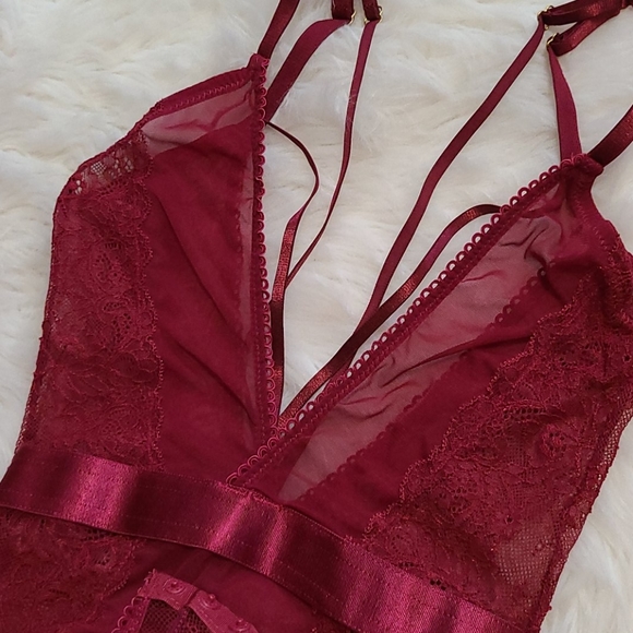 ⭕️5/$25⭕️ New! Fashion Nova Lace Mesh Teddy Bodysuit - Picture 13 of 14